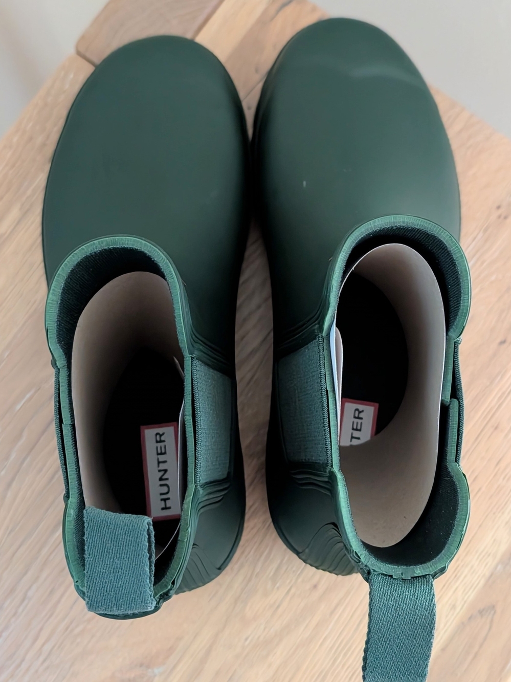 NWT Hunter Original Matte Short Chelsea Rain Boots In Hunter Green - 9 - Picture 9 of 13